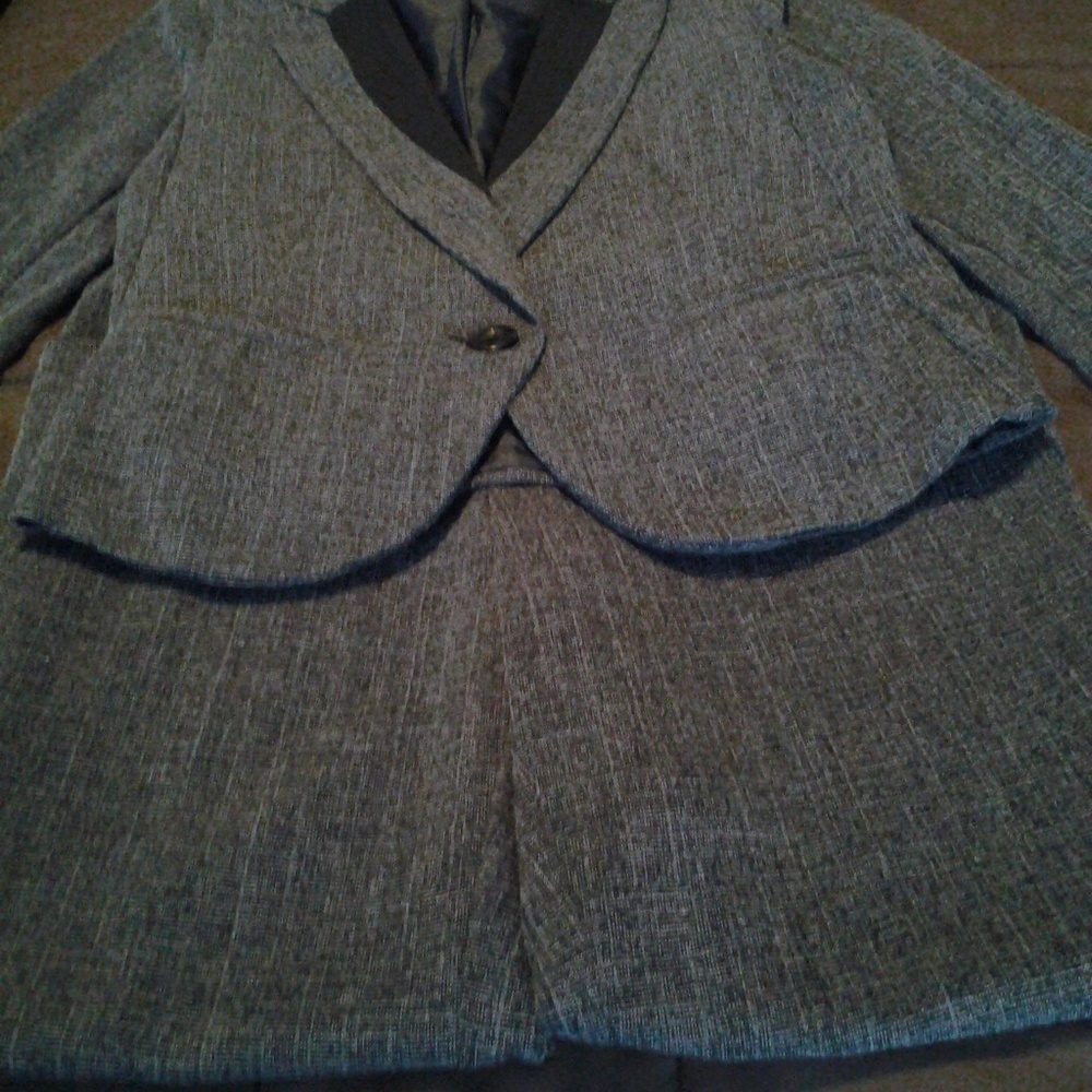Junior Pant Suit ... EUC!